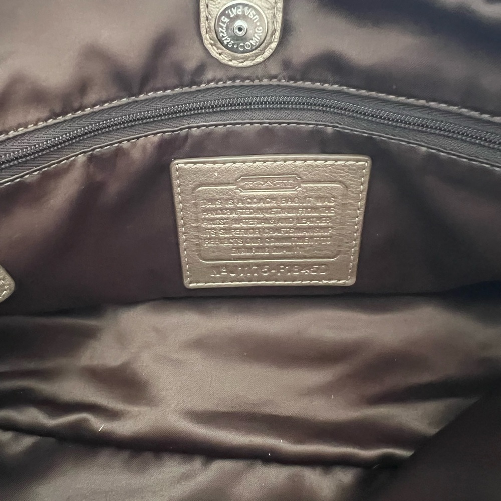 Coach Tan and Brown Shoulder Bag - Picture 3 of 5